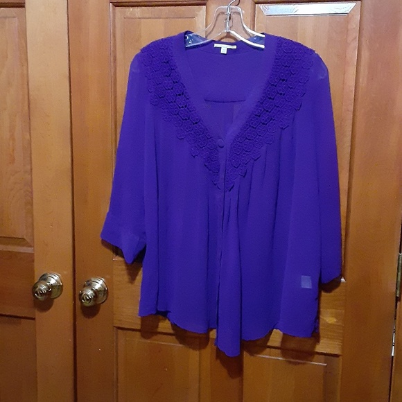 Gianni Bini Chiffon & Crochet Snap Down Blouse - Picture 1 of 4